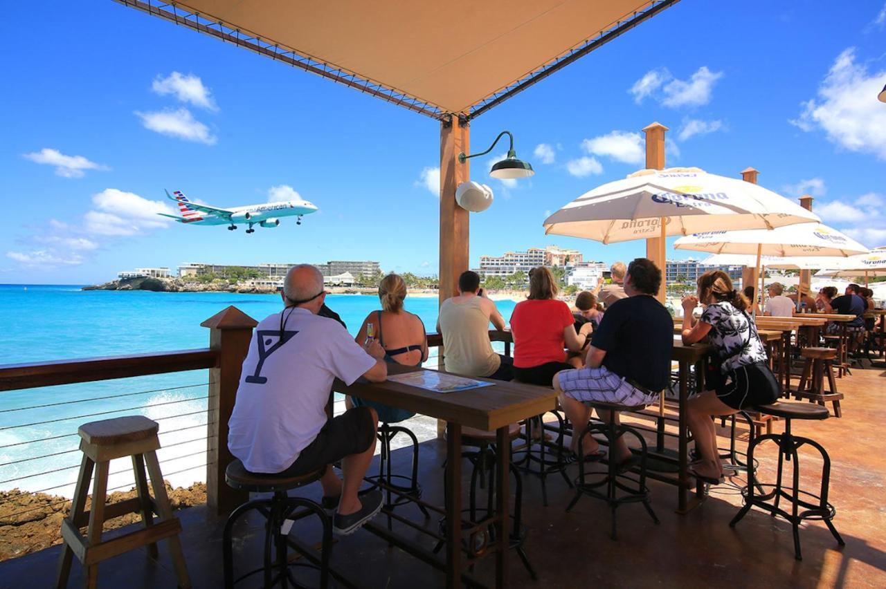 Maho Beach House - Spacious 1 Bedroom Suite Buitenkant foto